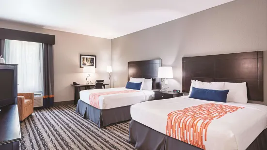 La Quinta Inn & Suites by Wyndham San Antonio Northwest