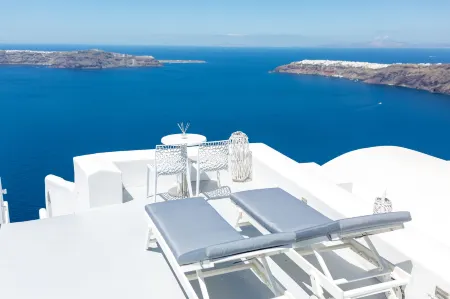 Dreaming View Suites Отели рядом с достопримечательностью «Православный кафедральный собор»