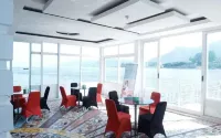 Star Beach Hotel Hotel dekat The Kaldera