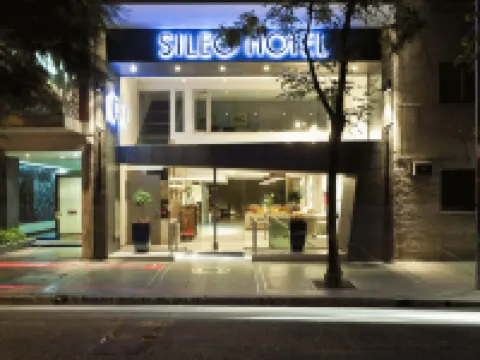 Sileo Hotel Hoteles cerca de Cementerio de la Recoleta