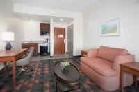 Holiday Inn & Suites Goodyear - West Phoenix Area Hotels in Avondale