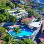 Hotel Catalina Beach Resort - 3-Star