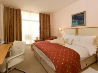 Apollo Spa Resort - All-Inclusive , Indoor & Outdoor Pools & Individual AC in Every Room Hotels in Varna