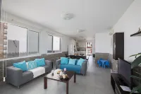 Villa Suri, Luxury Seafront Villa Hotels near Ayia Thekla Beach