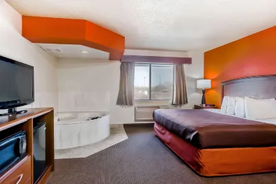 AmericInn by Wyndham Chamberlain Conference Center Hotels in Oacoma