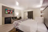 Red Roof Inn Crestview - Pet friendly