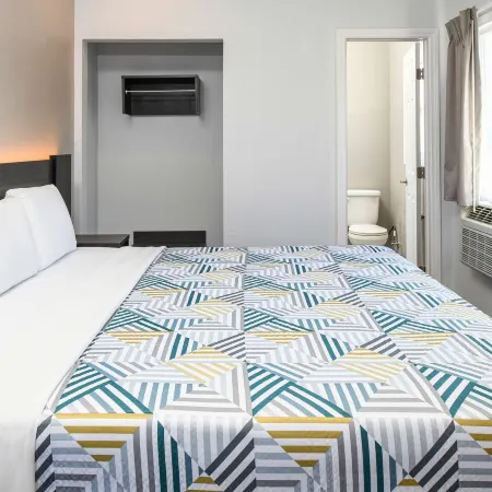 Motel 6 San Pedro, CA – Port of Los Angeles