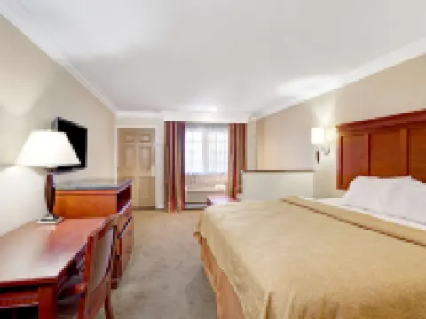 Super 8 by Wyndham Cypress Buena Park Area Hotels in Cypress