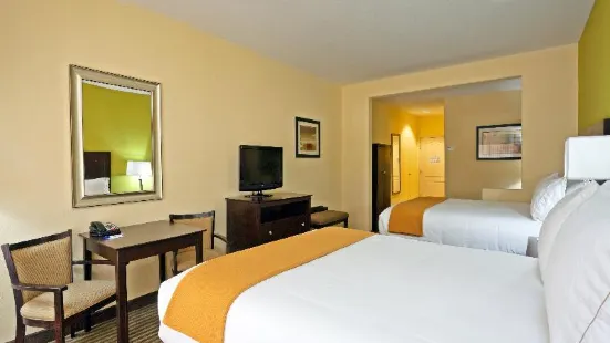 Holiday Inn Express & Suites Greenville