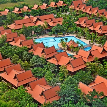 Sokhalay Angkor Villa Resort Hotels near សួន បៃតងអង្គរ