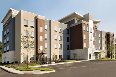 TownePlace Suites Pittsburgh Airport/Robinson Township Hotels near Settlers Cabin Dog Park
