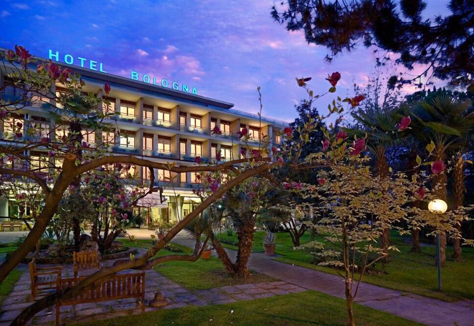 hotel overview picture