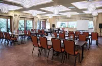 Agat Hotel - 2 星級