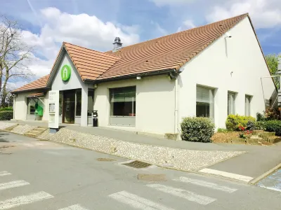 Campanile Villejust - ZA Courtaboeuf Hotels in Villebon-sur-Yvette