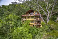 Sleeping Giant Rainforest Lodge