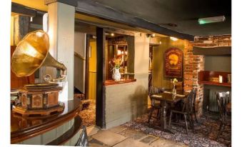 Wheatsheaf Hotel