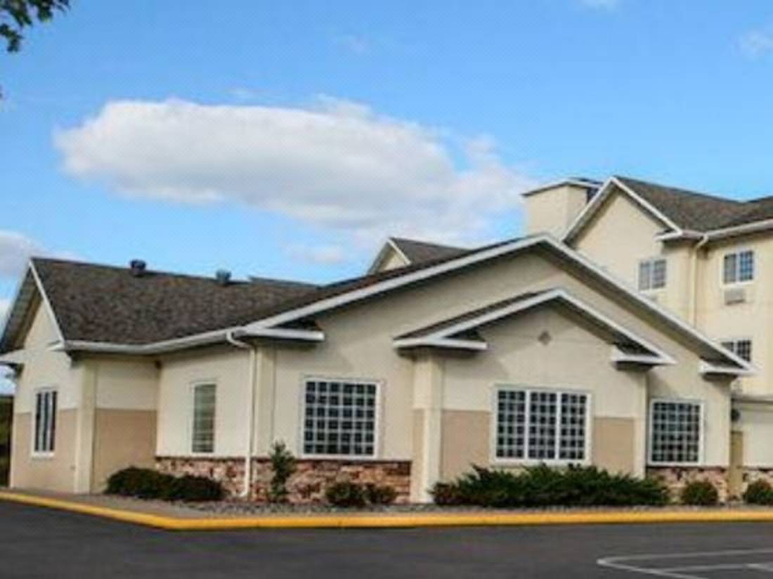 Sleep Inn & Suites Conference Center-Wheaton Updated 2022 Room  Price-Reviews & Deals | Trip.com