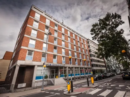 LSE Carr-Saunders Hall