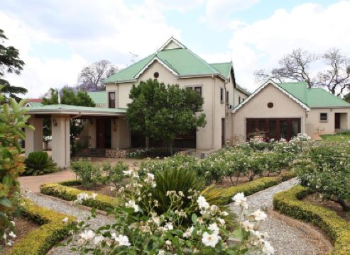 Candlewoods Guesthouse