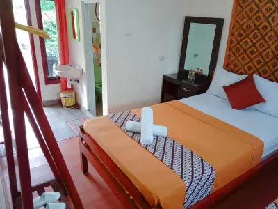 Pak Tasrip Homestay Hotels near UD.S.ARUM CERIA RASA - OLEH OLEH KHAS LUMAJANG