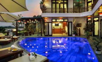 Threeway Riverside Villa