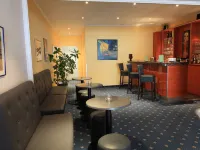 Hotel Boulevard - Superior Отели рядом с достопримечательностью «Медиапарк»