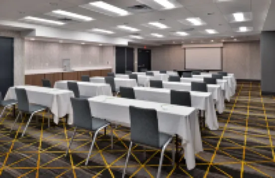 Holiday Inn & Suites OVERLAND PARK-CONV CTR by IHG