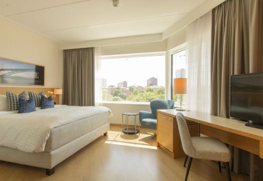 코트야드 메리어트 객실 내부