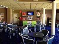 Town & Country Motor Inn