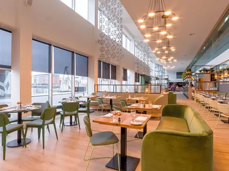 Apex City Quay Hotel & Spa Отели рядом с достопримечательностью «Университет Данди»