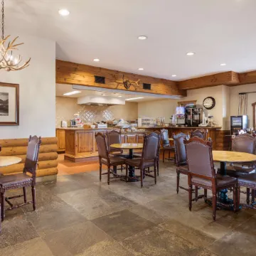 Best Western Corona Hotel  Suites