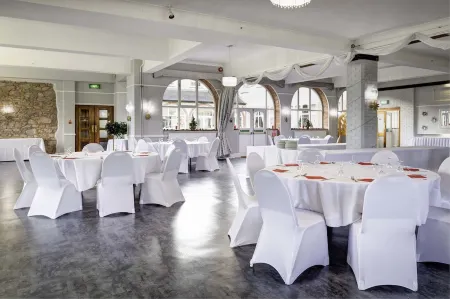 Lord Haldon Country Hotel,Sure Hotel Collection B Отели в г. Данчидеок