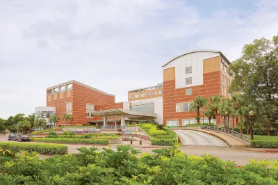 Aspire Resort Hotel dekat Cihu Mausoleum