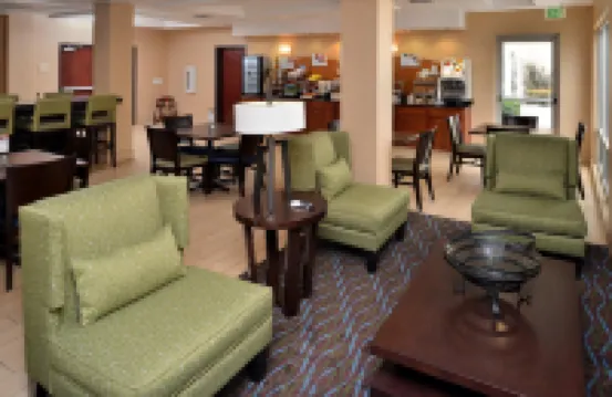 Holiday Inn Express & Suites SAN DIEGO OTAY MESA by IHG