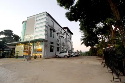 Kayah Golden Hill Hotel Hotels near Kayah State Football Stadium