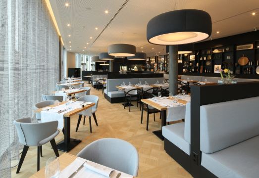 Modern Times Hotel, Vevey 외관