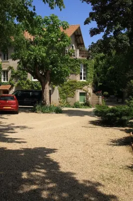 Chambre d'hôtes Park des Collines - Gîte Hotels in Romans-sur-Isère