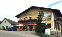 Braunegger-Hof Gasthof Mayer Hotels in Pöchlarn