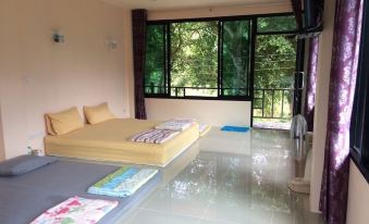 Wang Tey Homestay Khiri Wong