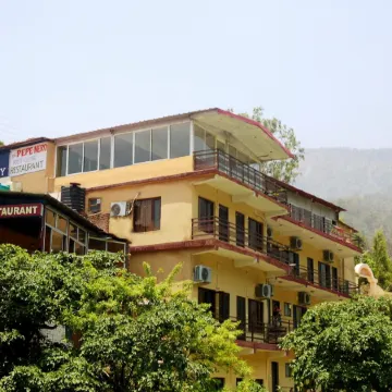 Kunwar Residency