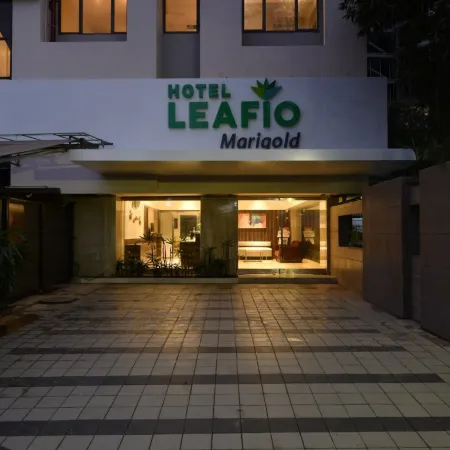 Hotel Leafio-Near Airport