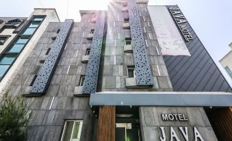 Java Hotel