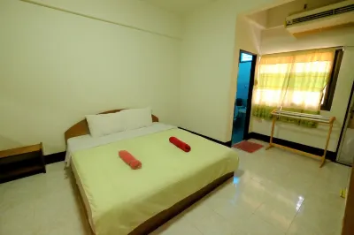 LP Apartment Hotel dekat Bandara Sakon Nakhon