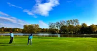 Calderfields Golf & Country Club Hotels in Волселл