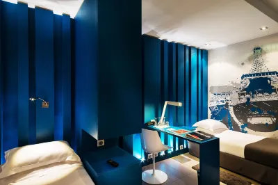 Hotel Arc de Triomphe Etoile Hotels in Champs Elysées