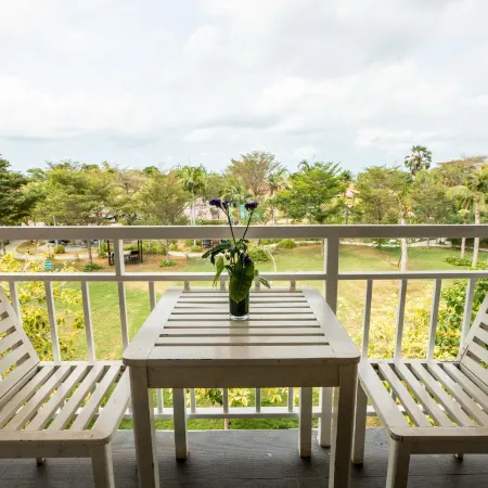 Xanadu Beach Resort