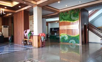 Lert Thani Hotel Suphanburi Province