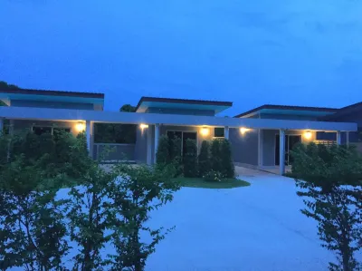 Valee Home & Food Hotels in Pa Kha