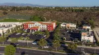 Holiday Inn Express & Suites Lake Forest - Irvine East Hotels in Lake Forest