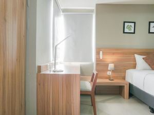 Minimalist and Cozy Stay 1Br Apartment at Mustika Golf Residence